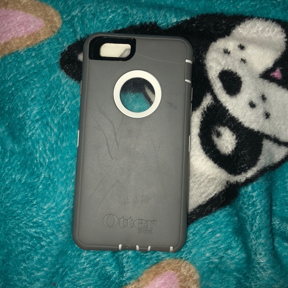 Grey iPhone 6/6s Otterbox Defender Case